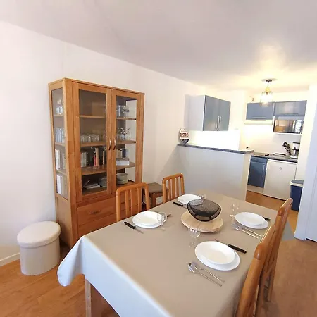 Appartement T2 Pour 4 Pers, Balcon, Parking – - Fr-1-457-379 *