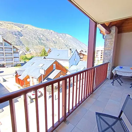 T2 Pour 4 Pers, Balcon, Parking - - Fr-1-457-379 Apartment *